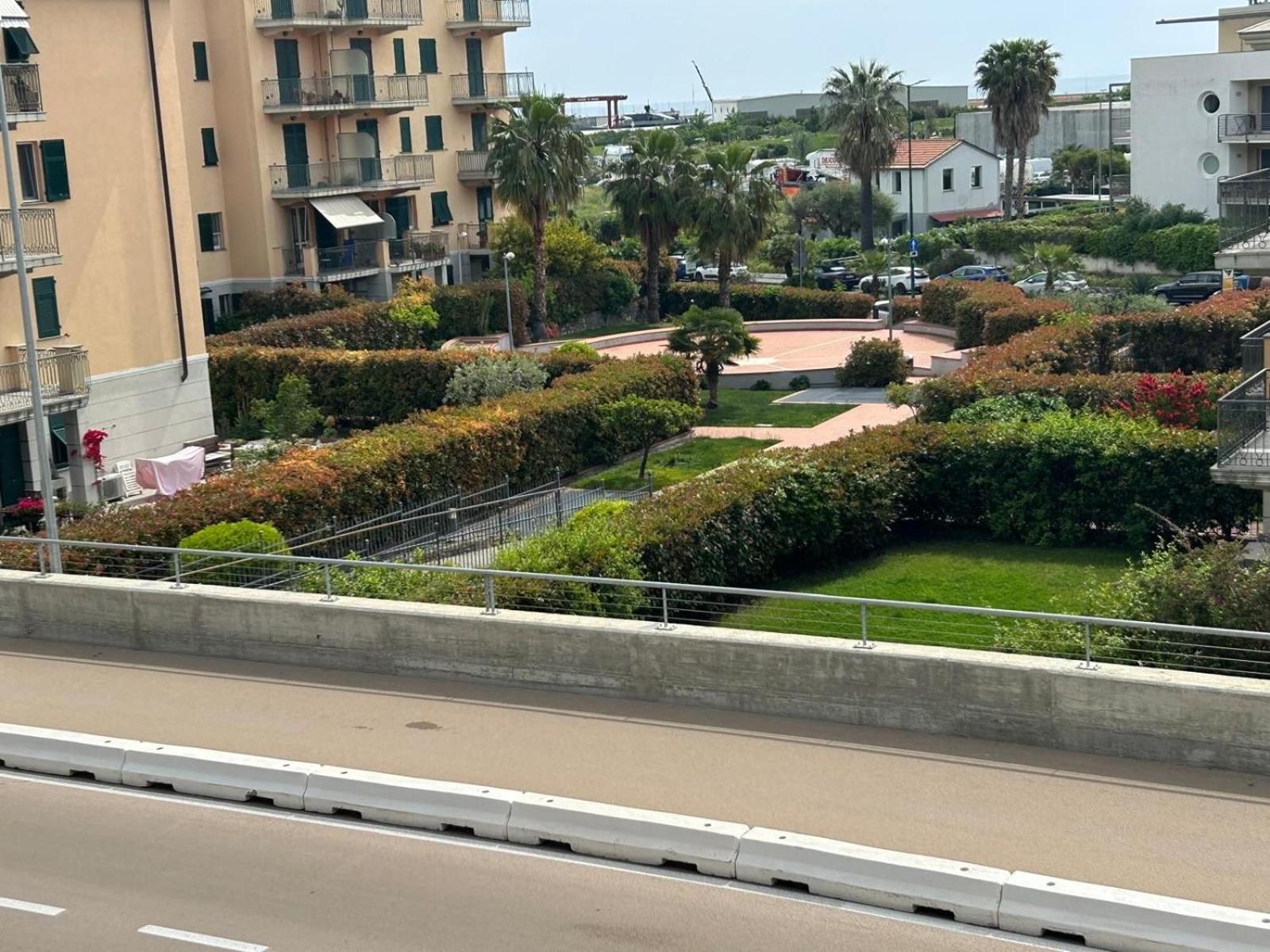 אימפריה Appartamento Incantevole A 100Metri Dal Mare E Accanto Alla Pista Ciclabile מראה חיצוני תמונה